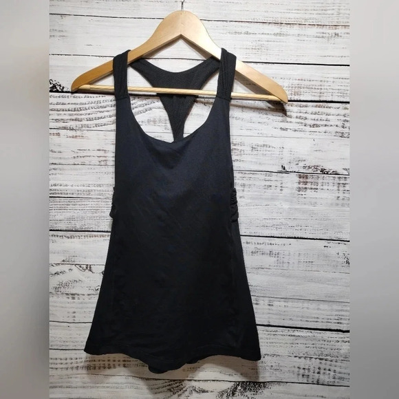 Lululemon Twist Back Tank in Black size 6 Performance Athletic - Picture 6 of 6